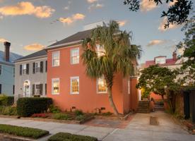 2 Colonial Street