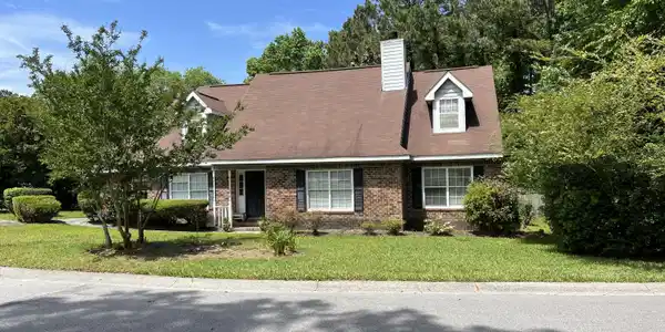 560 Castle Hall Road