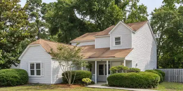 1218 Meadow Park Lane