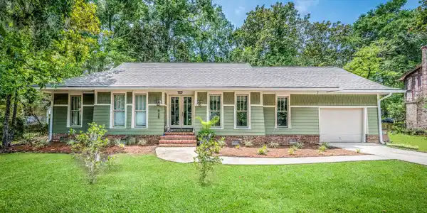 925 Regatta Road