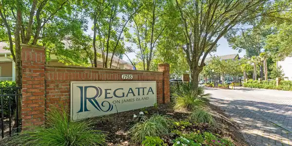 1755 Central Park Road
