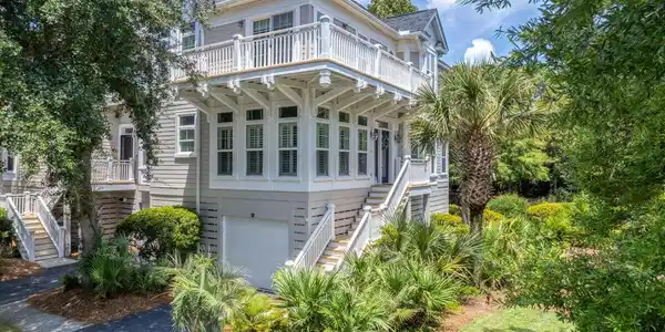 1539 Sea Palms Crescent