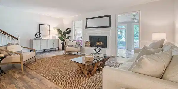 1705 Ventura Place