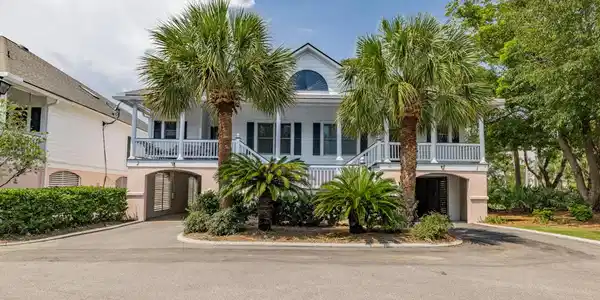 2 Links Clubhouse Villas