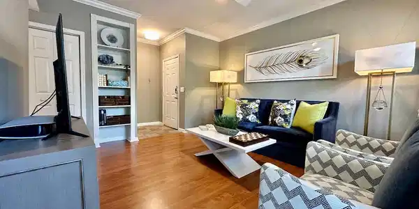 700 Daniel Ellis Drive