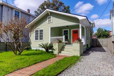 12 Simons Street