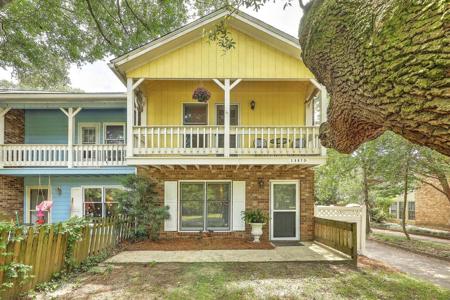 1387 Camp Road