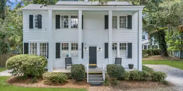810 Ribaut Road