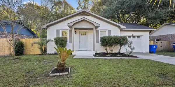 1115 Shadow Drive