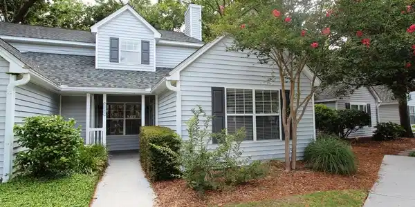 1386 Cassidy Court
