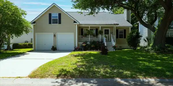 425 Planters Trace Drive