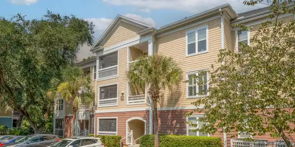 300 Bucksley Lane
