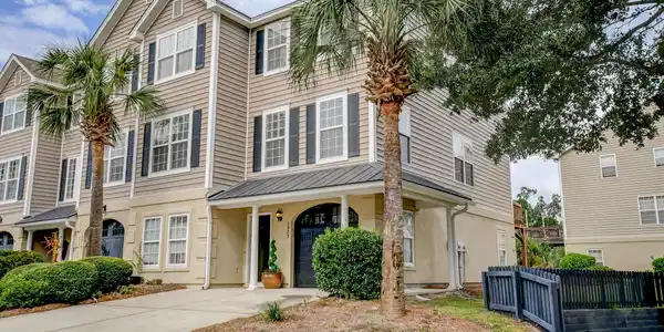 2923 Woodland Park Drive