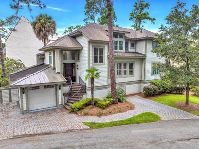 2 Genoa Court