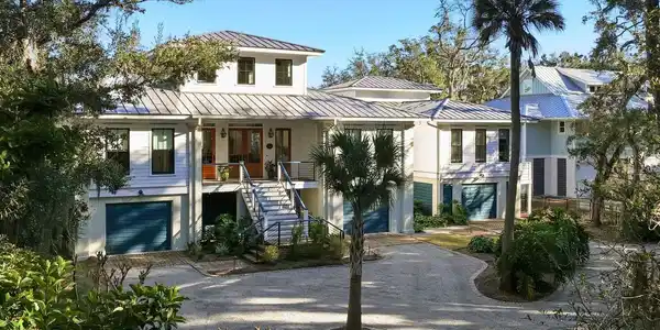 11 N Point Trail