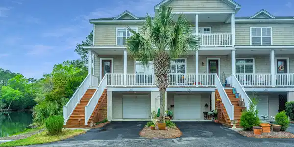200 Garmouth Court
