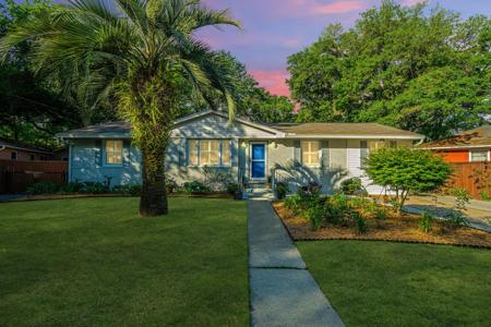 1407 Downing Street, Charleston SC 29407