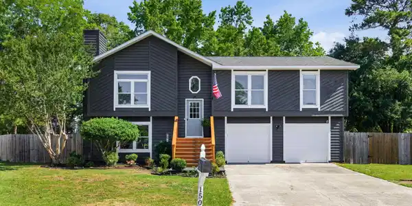 1504 Canton Square