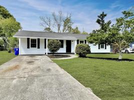 1512 Acacia Street