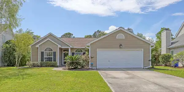 341 Jardinere Walk