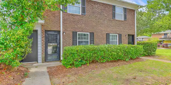 21 Rivers Point Row