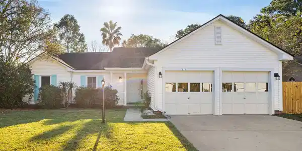 2111 Presidio Drive
