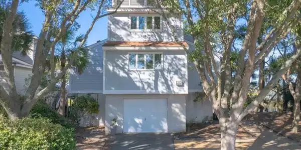 29 Marsh Island Lane