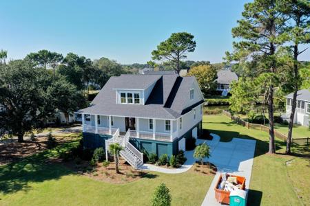 4310 Heads Point Court