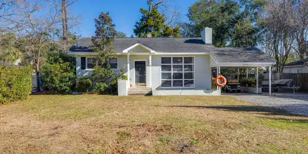 1460 Goblet Avenue, Mount Pleasant SC 29464