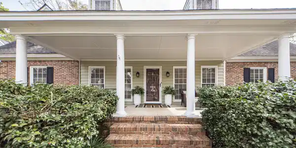 704 Attwood Circle, Mount Pleasant SC 29464