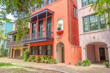 14 Catfiddle Street