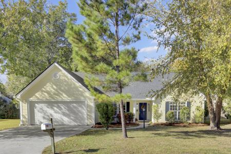 743 Lavalier Square