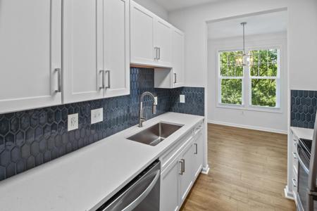2033 Chatelain Way