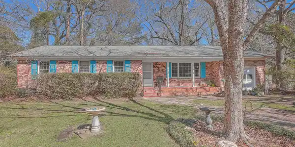 1136 Pleasant Pines Road, Mount Pleasant SC 29464