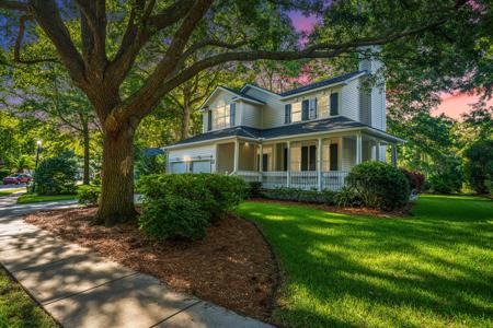 654 Majestic Oaks Drive