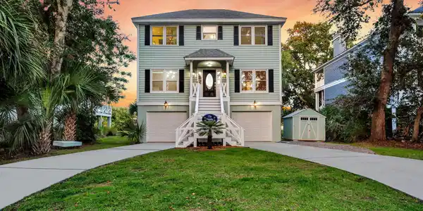 6 Frank Sottile Lane