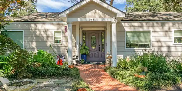 544 Fort Johnson Road