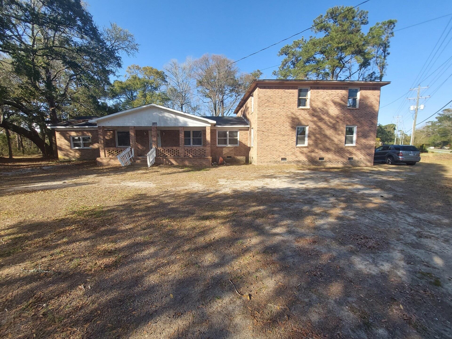 Image 1: Front view