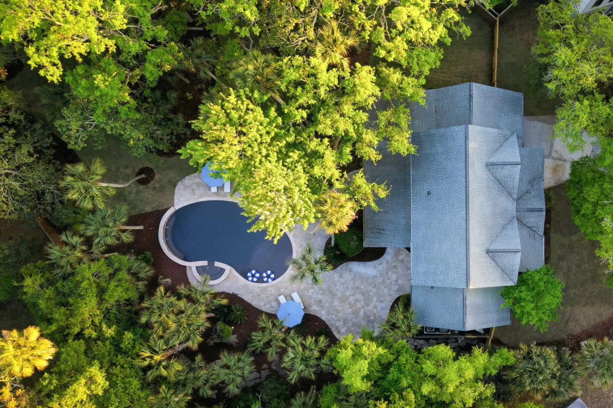Image 1: 93-web-or-mls-DJI_20260415192102_0494_D