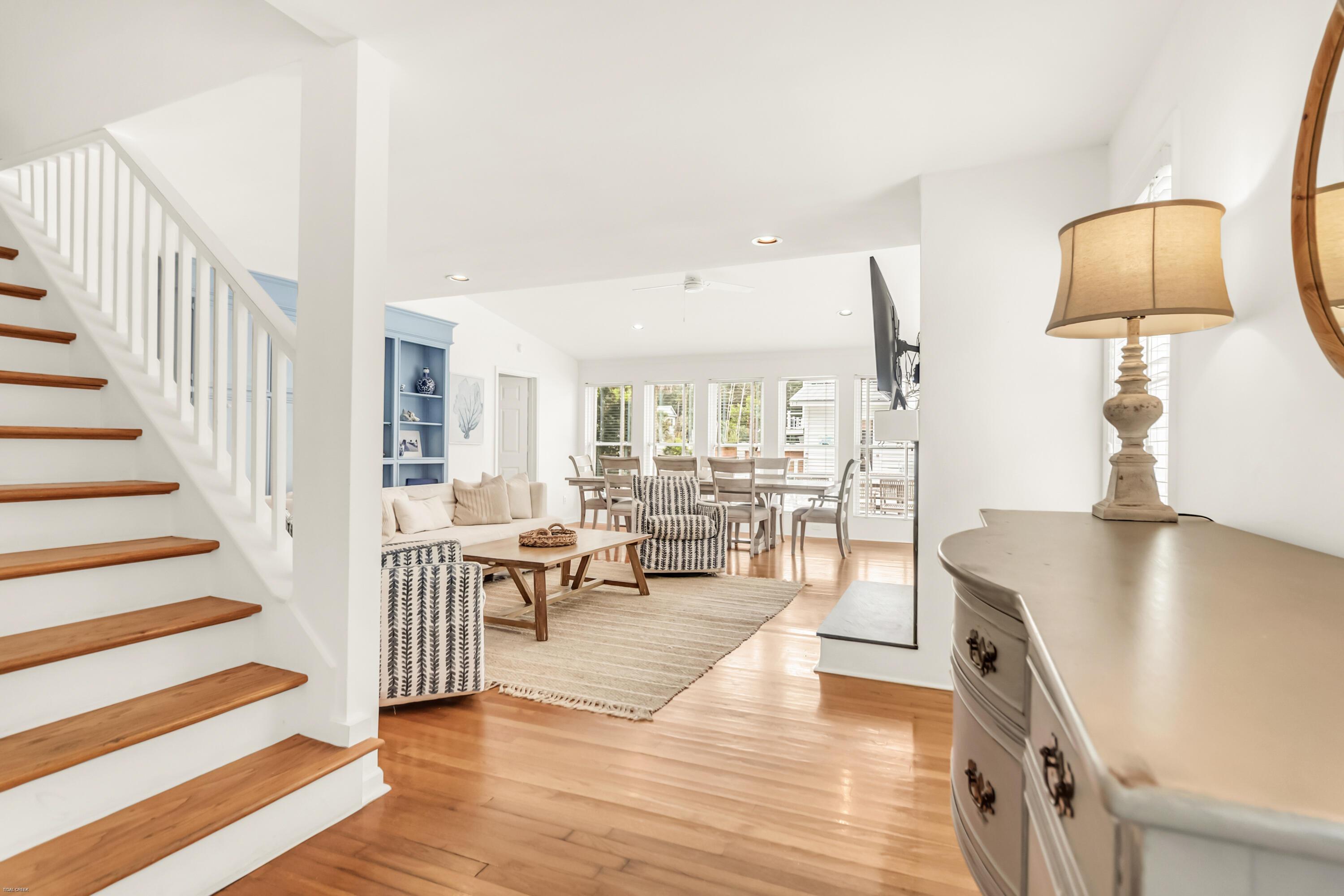 Image 3: Hardwood Floors