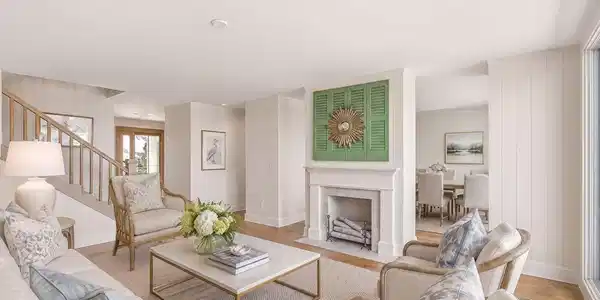 Image 2: 45 Wappoo Creek Place living room