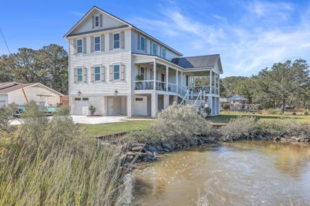 219 Wappoo Road