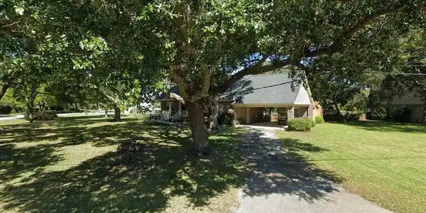 1040 W W Oceanview Road
