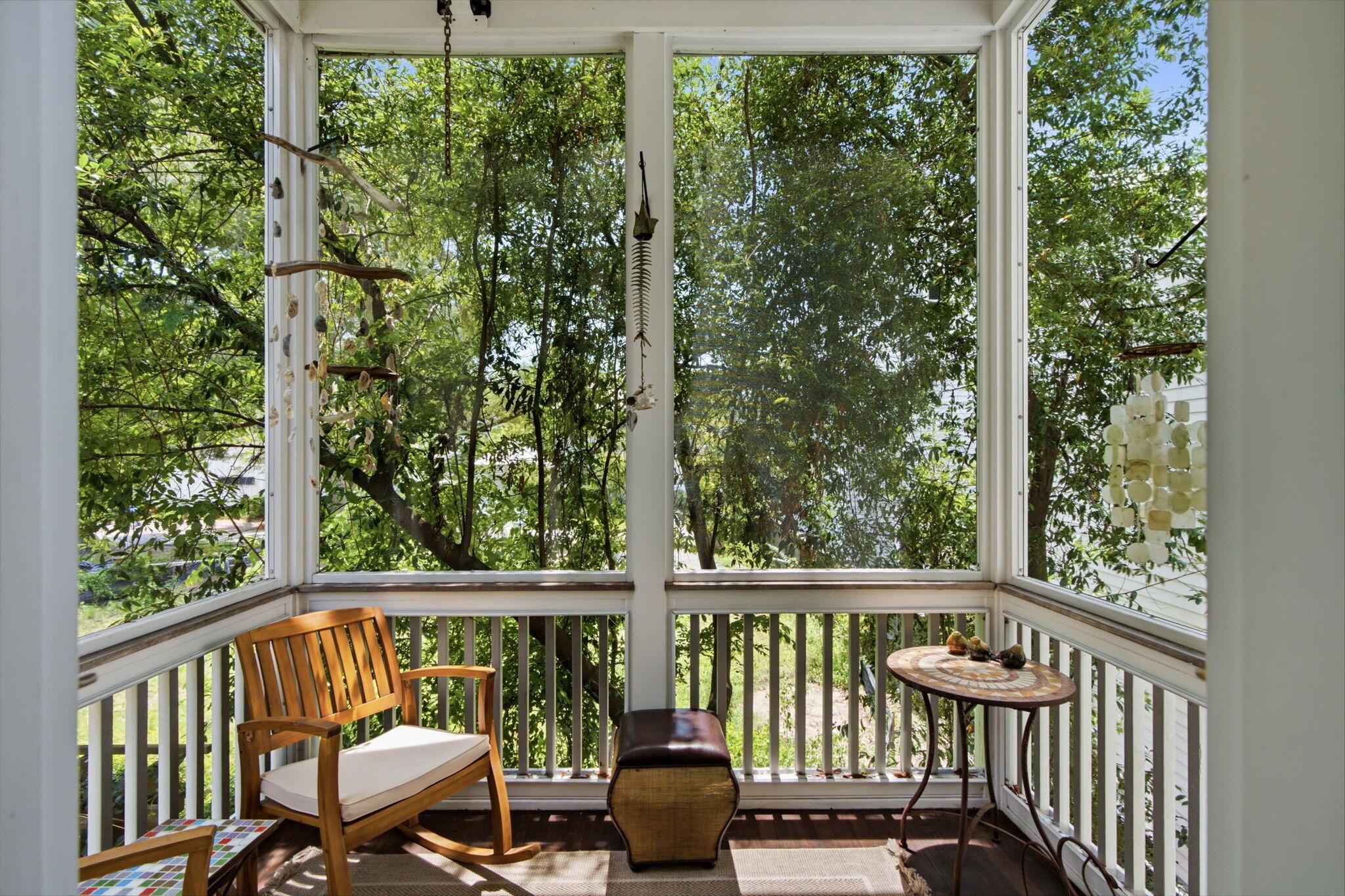 Image 3: 18-web-or-mls-DSC08694