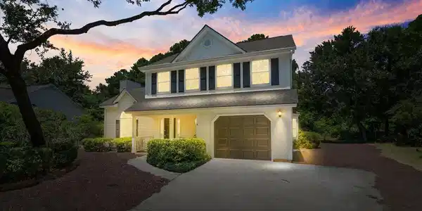 1924 Oak Tree Lane