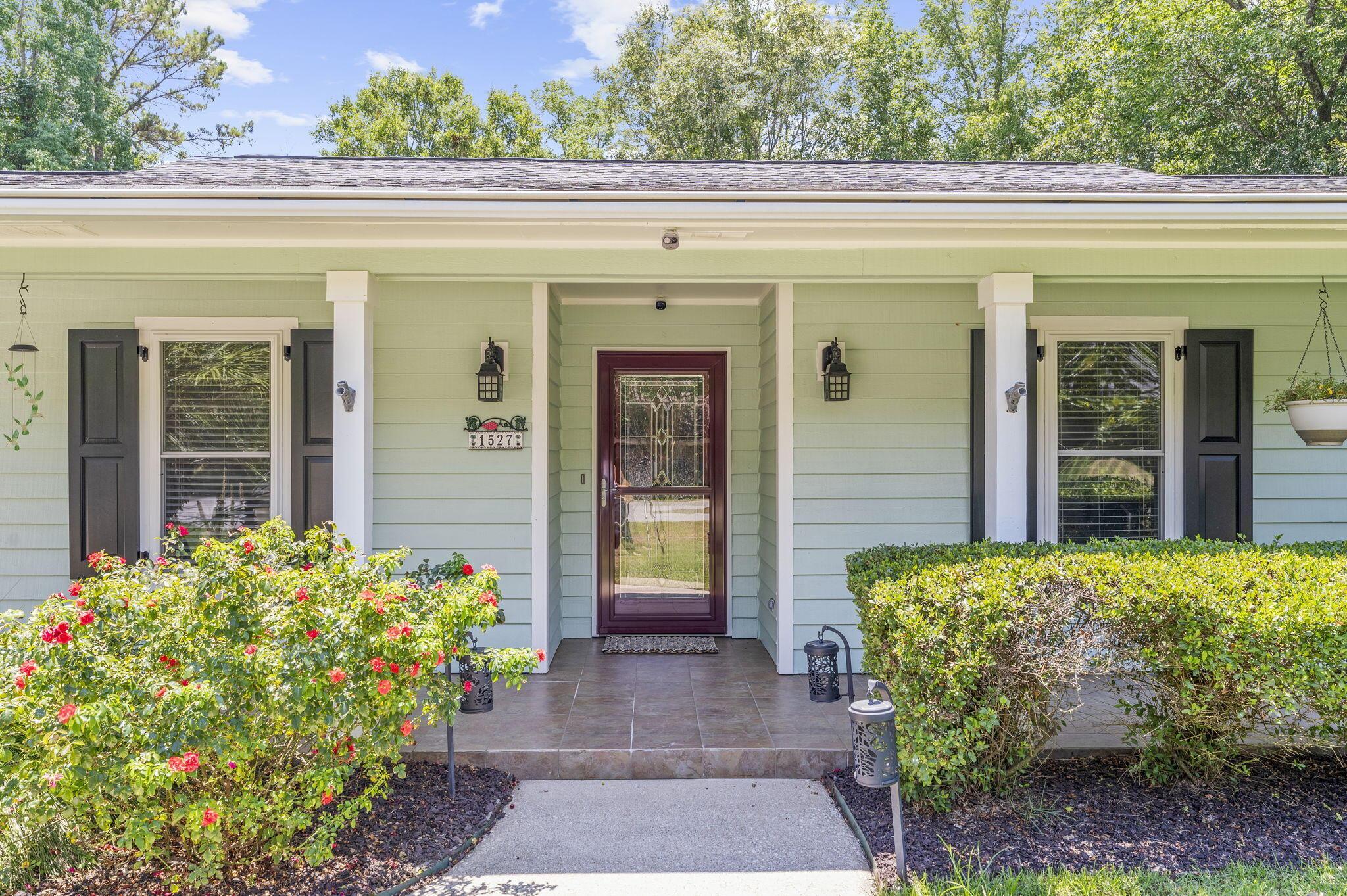Image 3: 48-web-or-mls-DSC04192