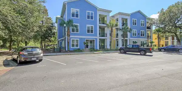 2200 Belle Isle Avenue Avenue # 303, Mount Pleasant SC 29464