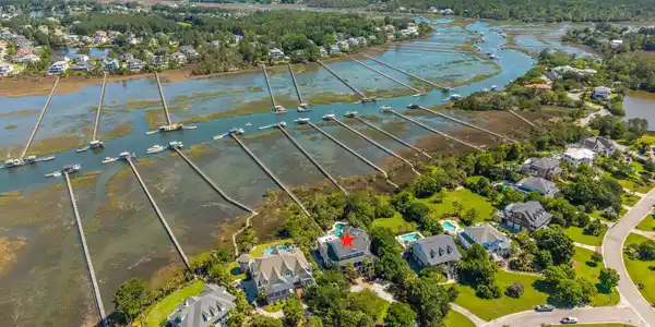 Image 2: 2678EgretsLandingCt-KeenEyeMarketing-176