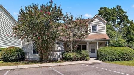 1206 Meadow Park Lane