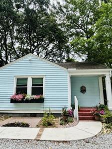 1550 Folly Road